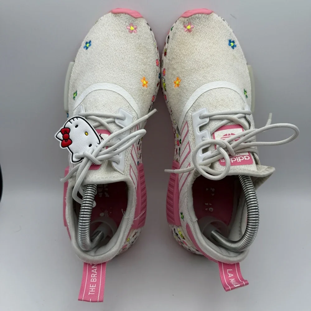 Adidas NMD R1 Hello Kitty‎ Floral Sneakers Casual Shoes Pink White Youth Size 7